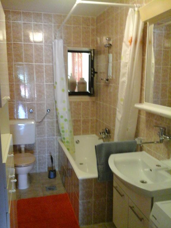 Apartments Tomovic Лумбарда Екстериор снимка