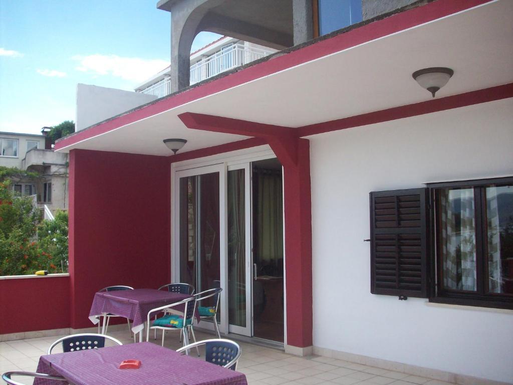 Apartments Tomovic Лумбарда Екстериор снимка