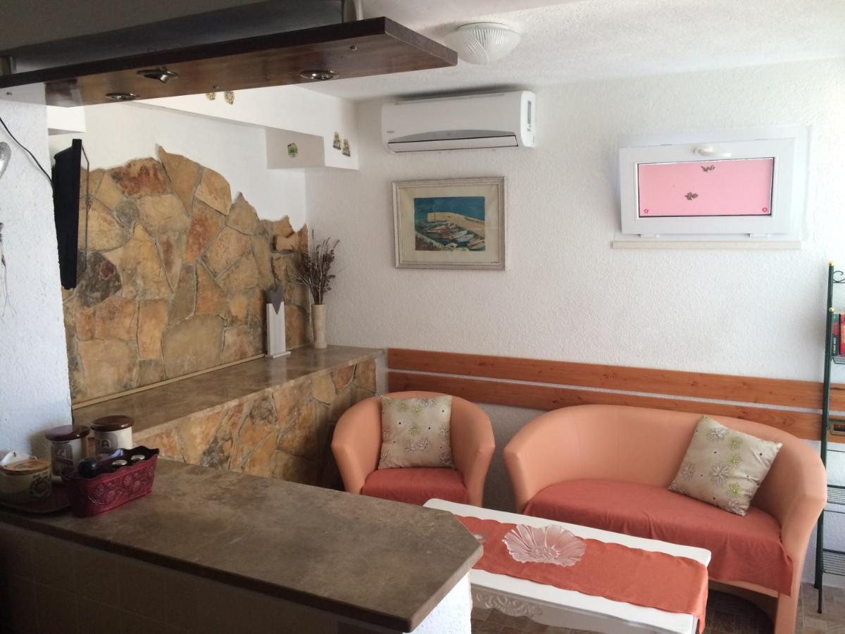 Apartments Tomovic Лумбарда Екстериор снимка