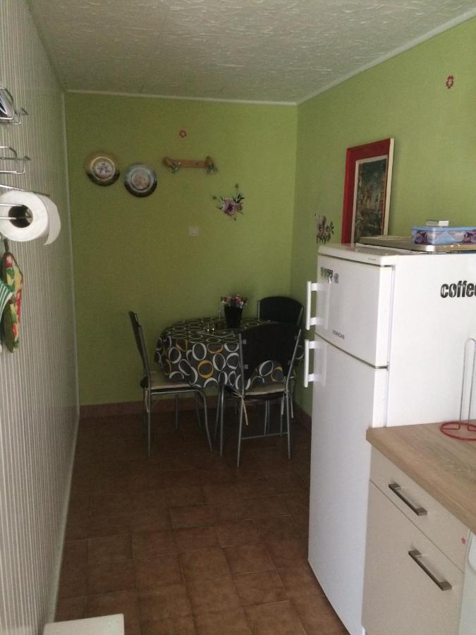 Apartments Tomovic Лумбарда Екстериор снимка